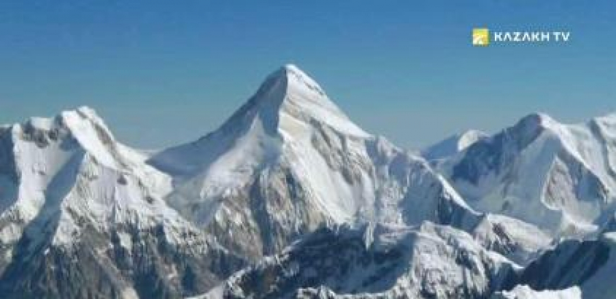 Хан-Тенгри - вершина трех государств