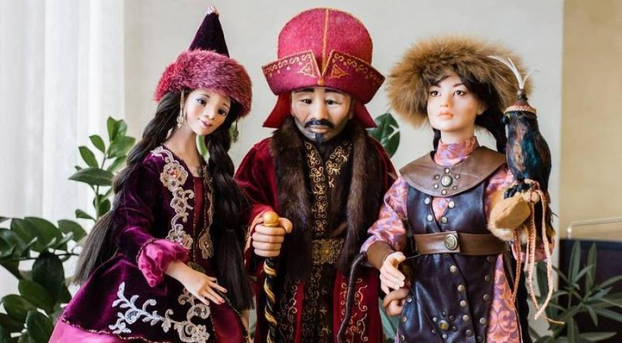 Елордалық қолдан авторлық қуыршақтар жасайды